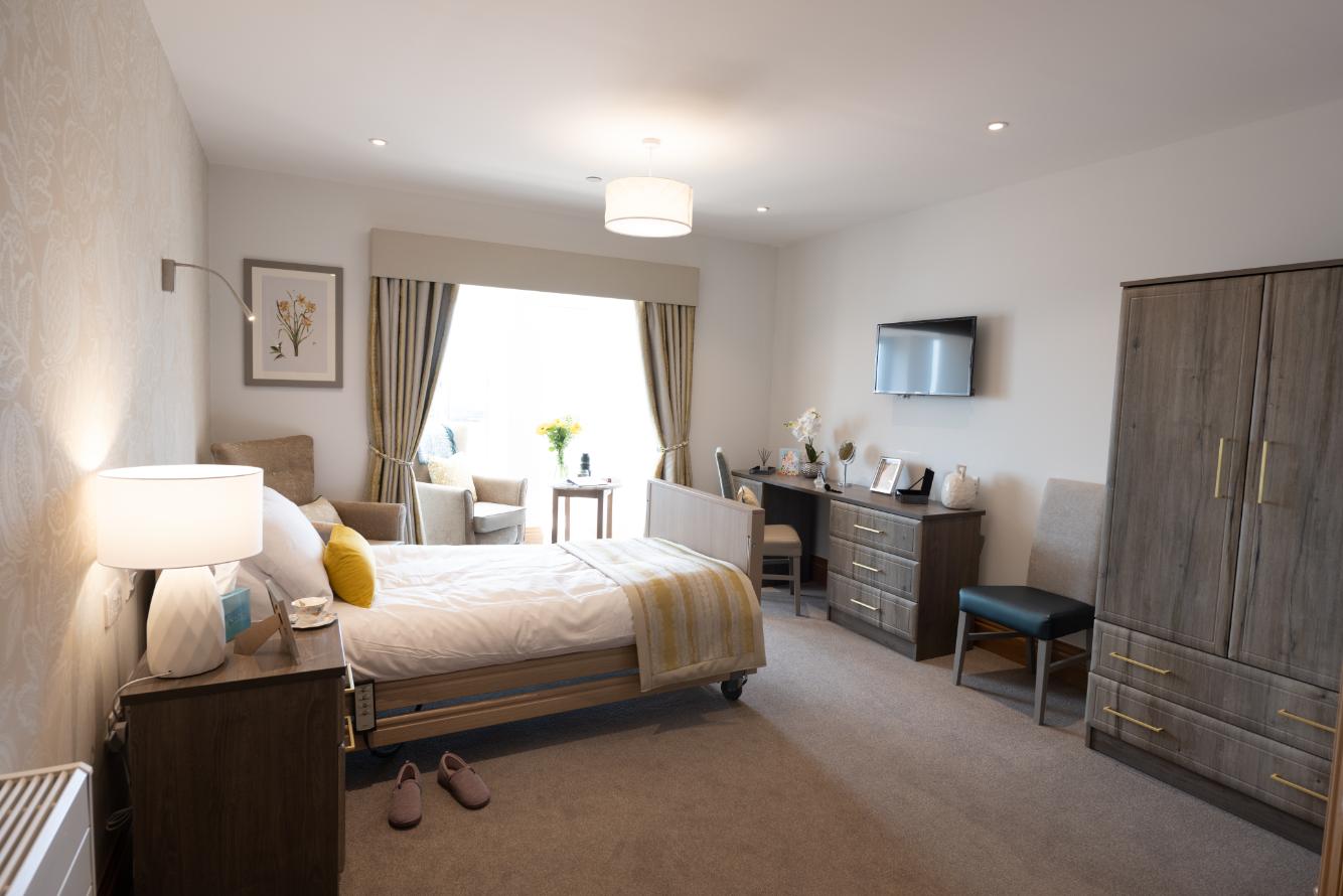 bedroom at alexander house
