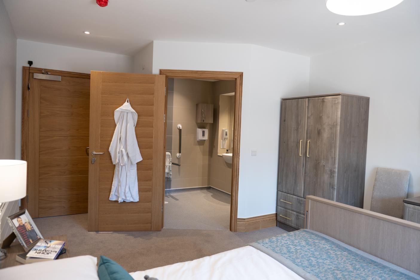 en suite bathroom