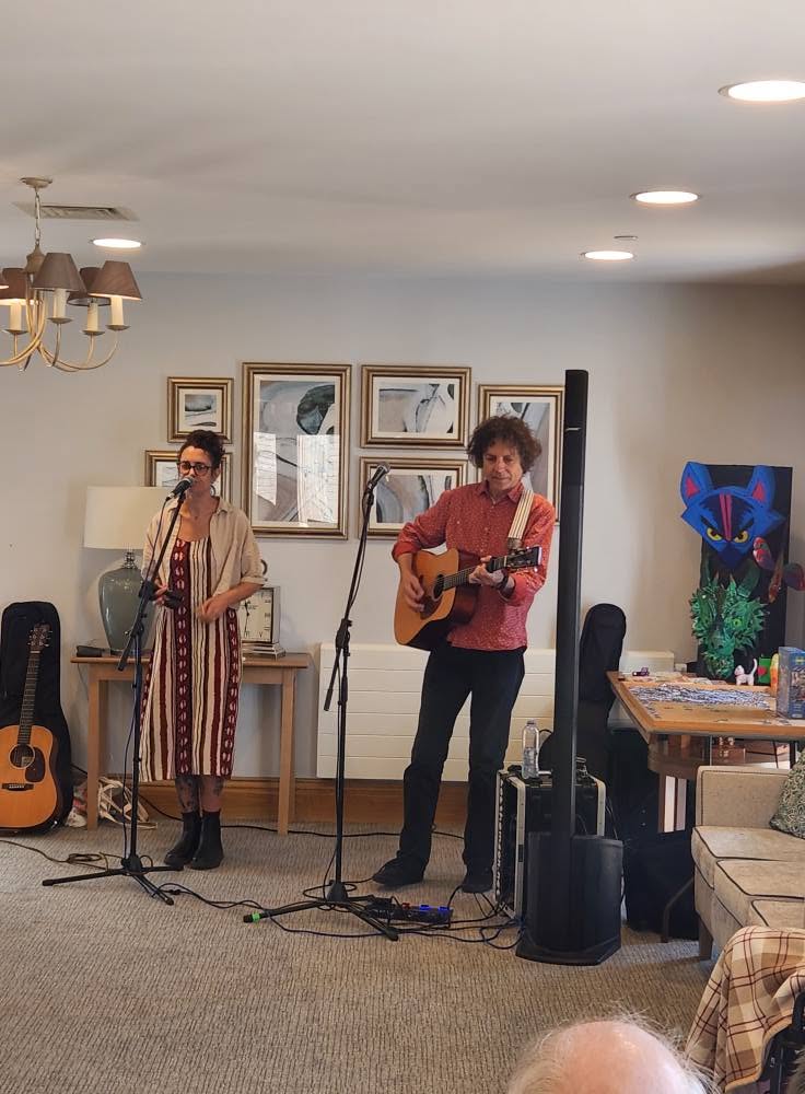 Isabele and Bob, performing at Alexander House